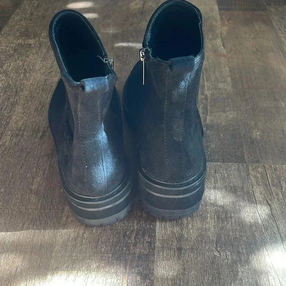 Unilady Black Suede Ankle Combat Boot Booties size 7 - Picture 4 of 6